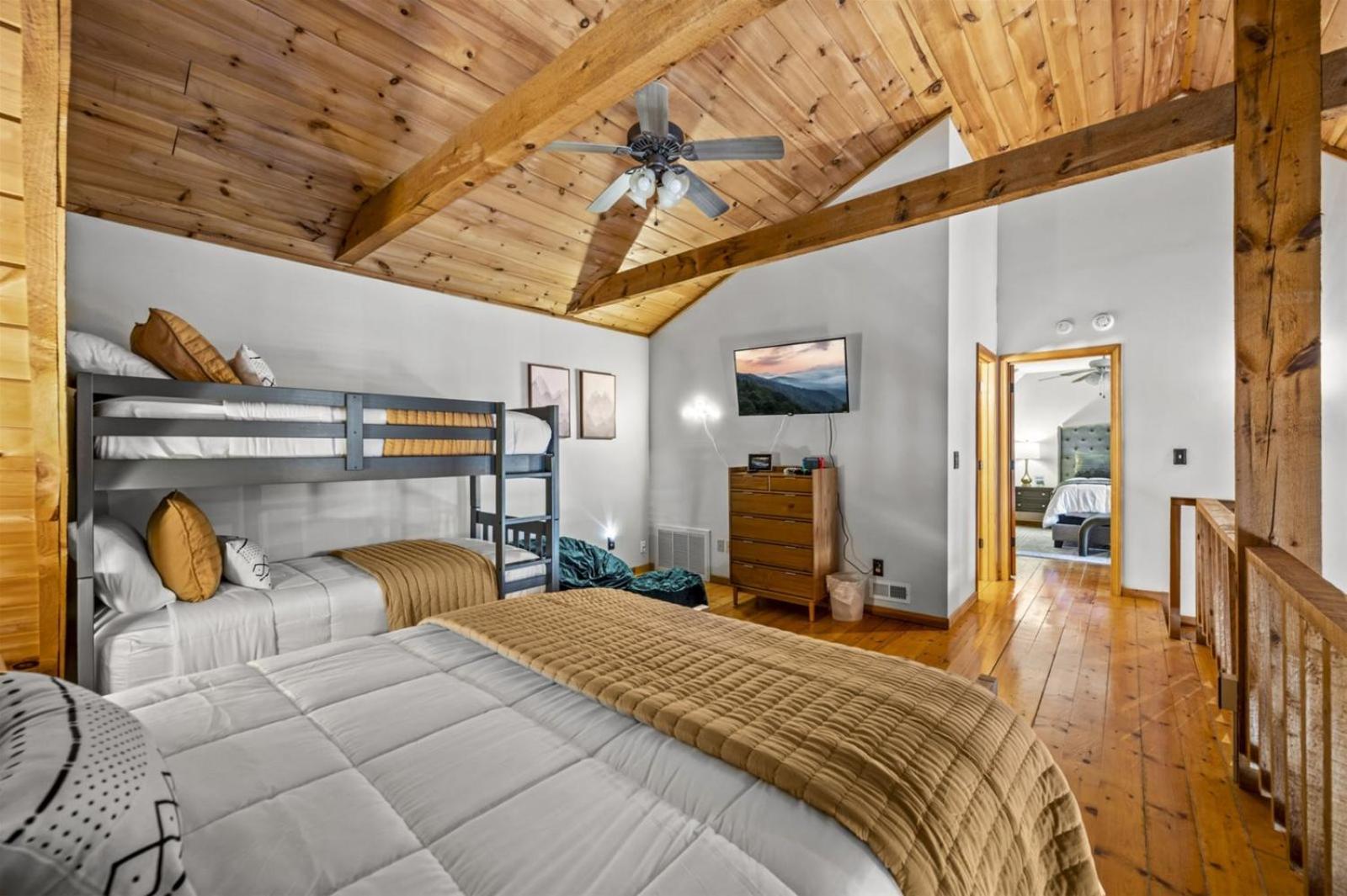Hidden Star Hideaway-Blackberry Farm-Smoky Mtn Nat Park-Hot Tub- Fire Pit- Fenced Yard- Pet Friendly Walland Εξωτερικό φωτογραφία