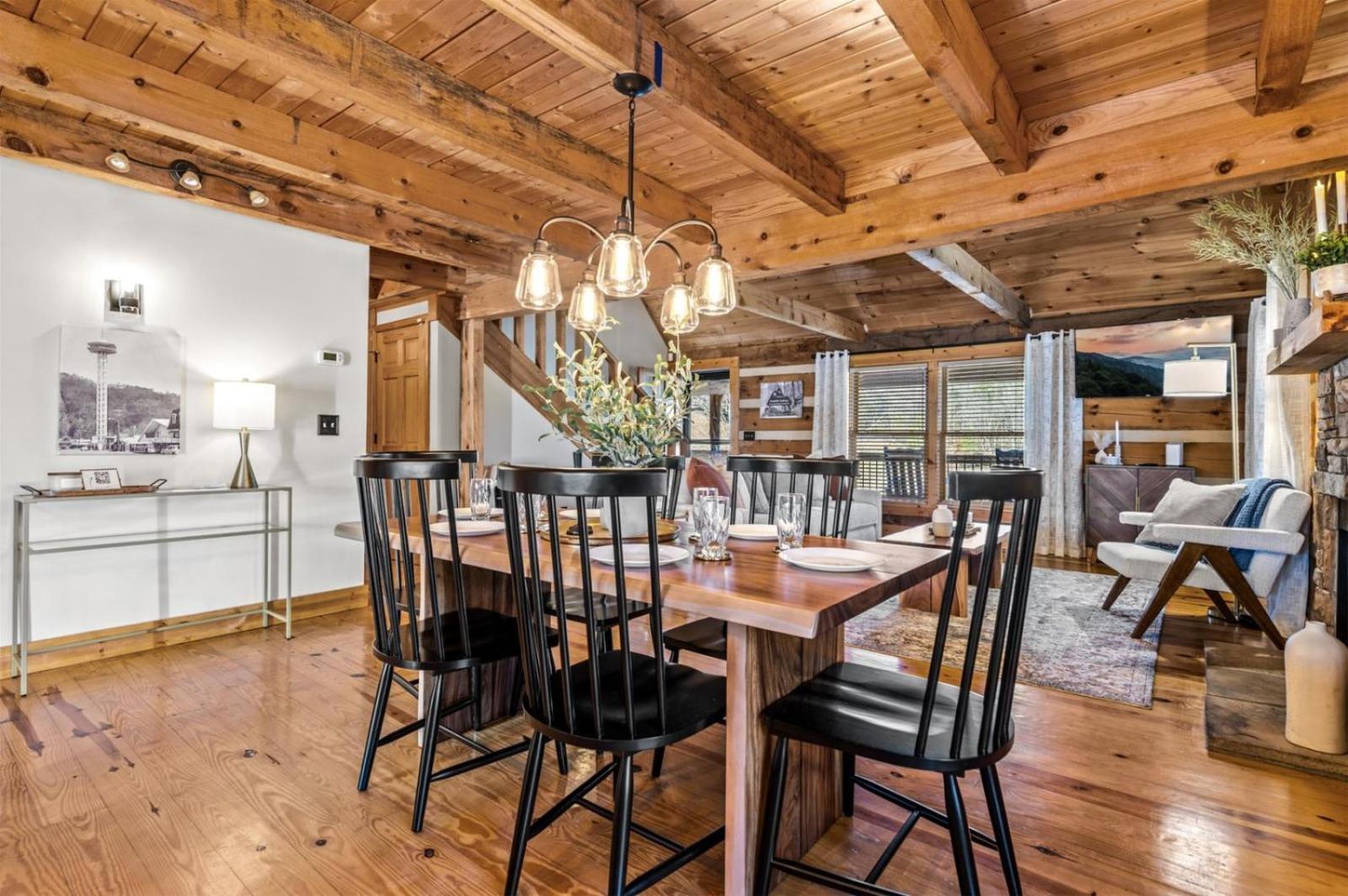 Hidden Star Hideaway-Blackberry Farm-Smoky Mtn Nat Park-Hot Tub- Fire Pit- Fenced Yard- Pet Friendly Walland Εξωτερικό φωτογραφία