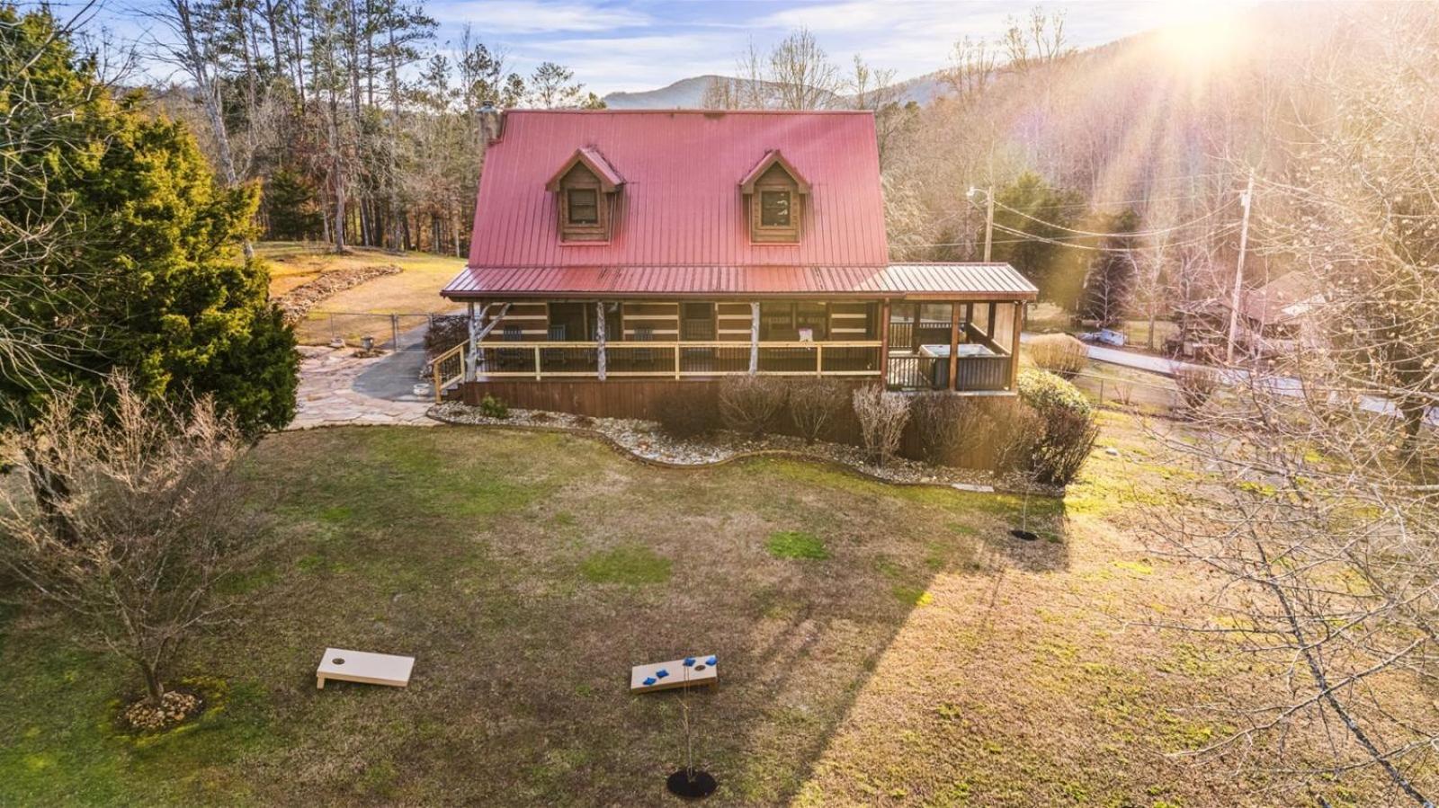 Hidden Star Hideaway-Blackberry Farm-Smoky Mtn Nat Park-Hot Tub- Fire Pit- Fenced Yard- Pet Friendly Walland Εξωτερικό φωτογραφία