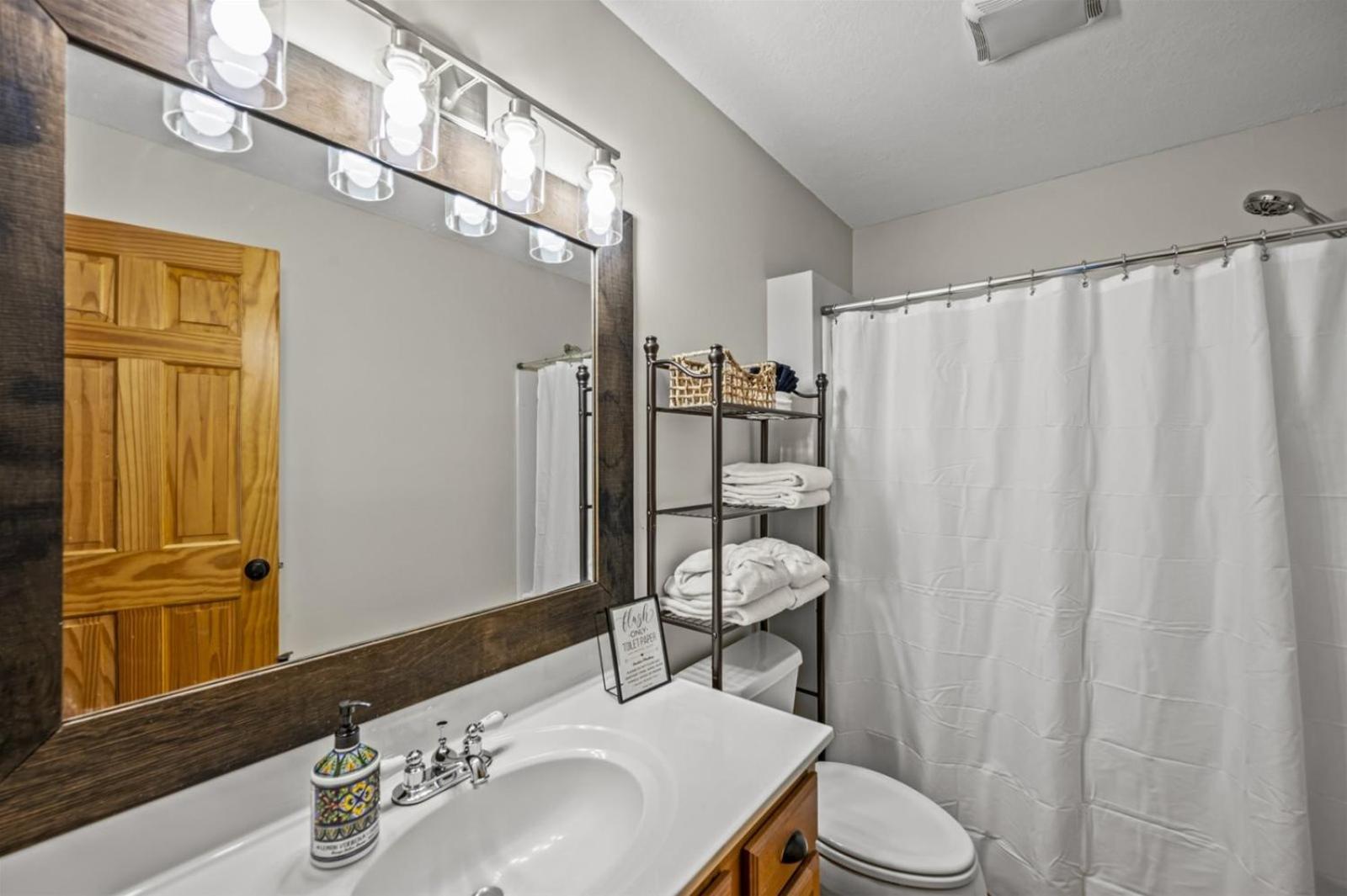 Hidden Star Hideaway-Blackberry Farm-Smoky Mtn Nat Park-Hot Tub- Fire Pit- Fenced Yard- Pet Friendly Walland Εξωτερικό φωτογραφία