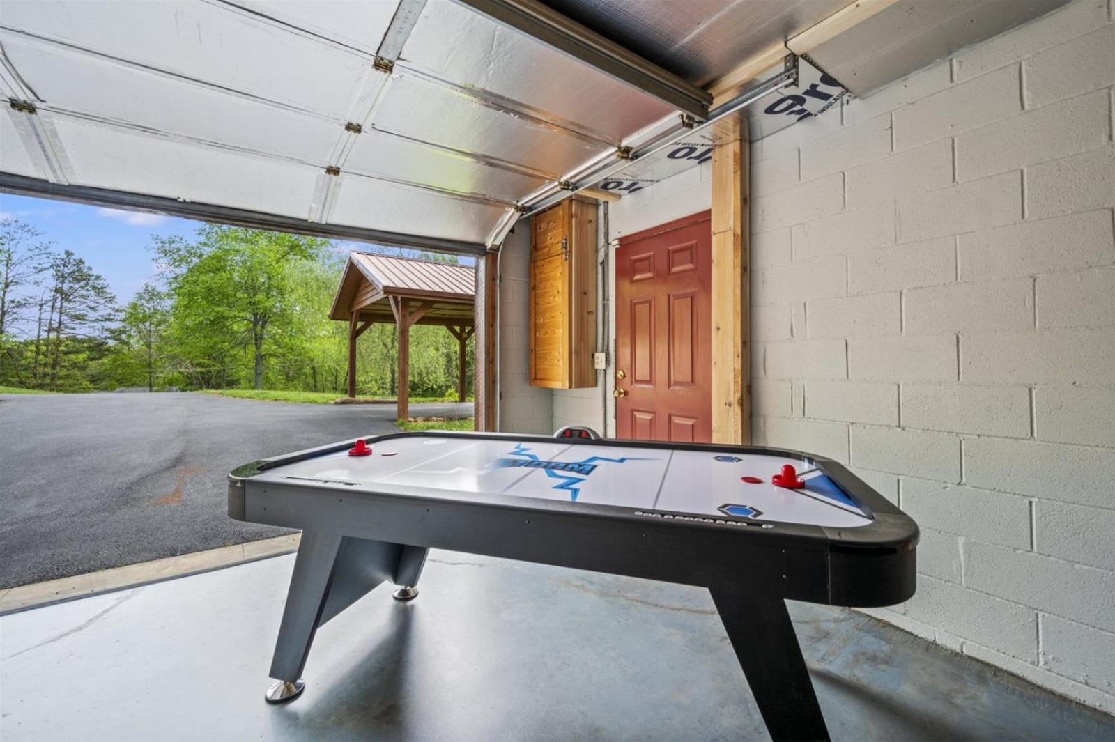 Hidden Star Hideaway-Blackberry Farm-Smoky Mtn Nat Park-Hot Tub- Fire Pit- Fenced Yard- Pet Friendly Walland Εξωτερικό φωτογραφία