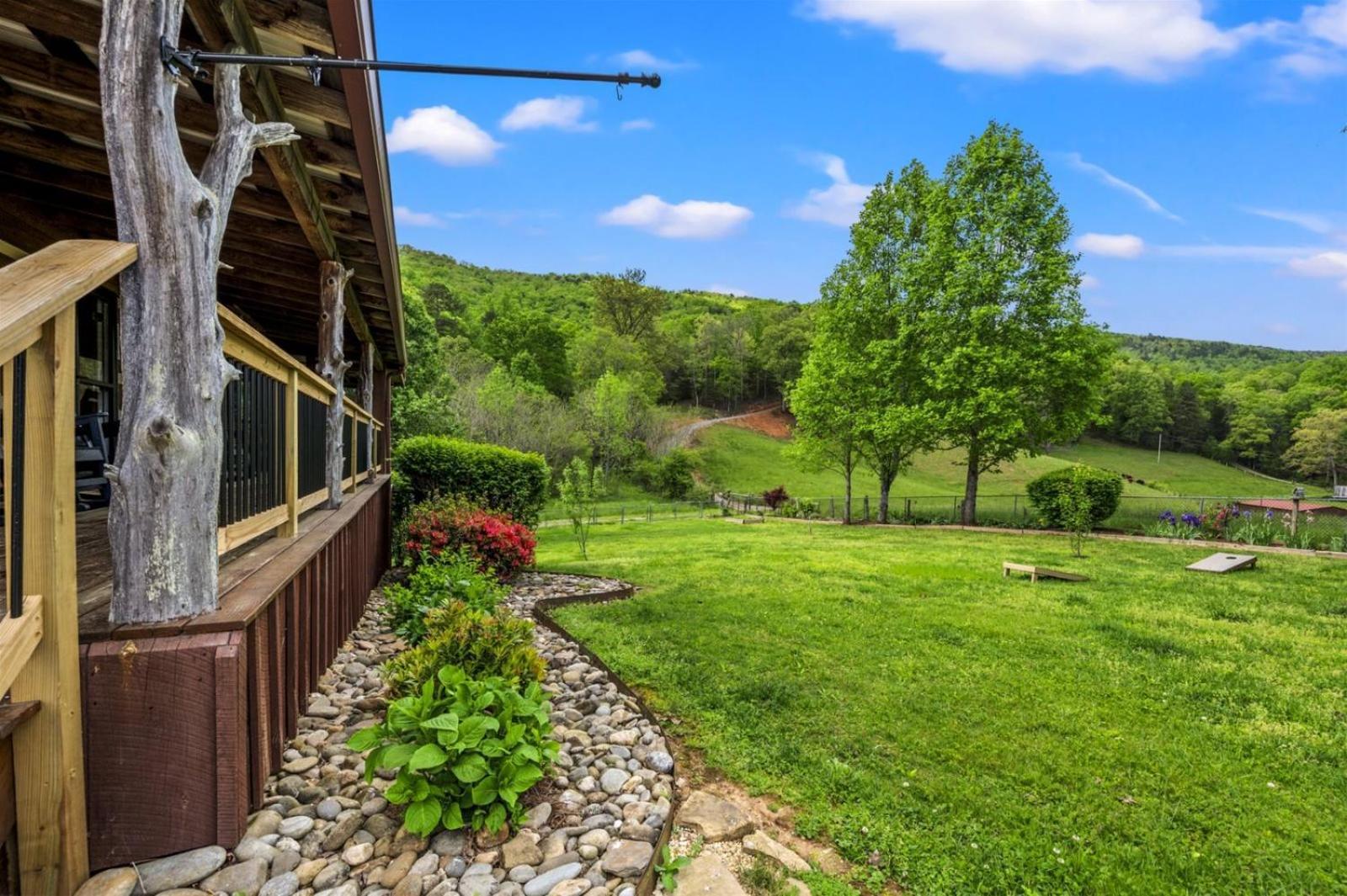 Hidden Star Hideaway-Blackberry Farm-Smoky Mtn Nat Park-Hot Tub- Fire Pit- Fenced Yard- Pet Friendly Walland Εξωτερικό φωτογραφία