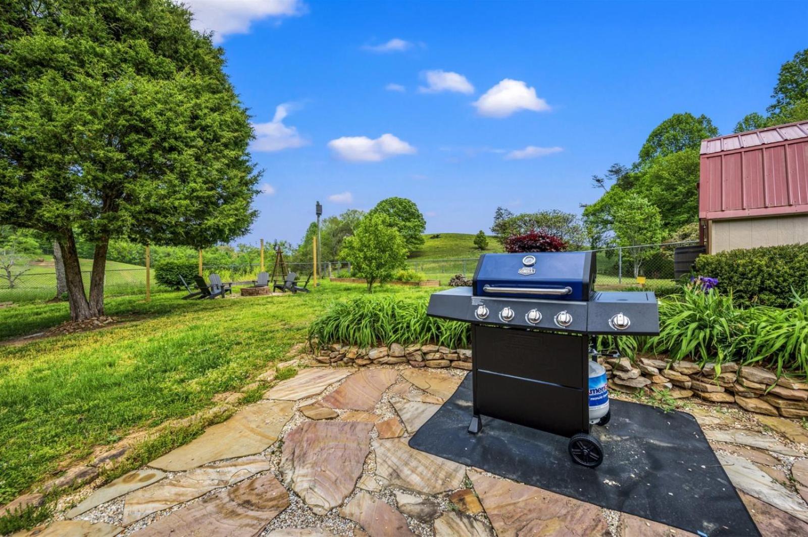 Hidden Star Hideaway-Blackberry Farm-Smoky Mtn Nat Park-Hot Tub- Fire Pit- Fenced Yard- Pet Friendly Walland Εξωτερικό φωτογραφία